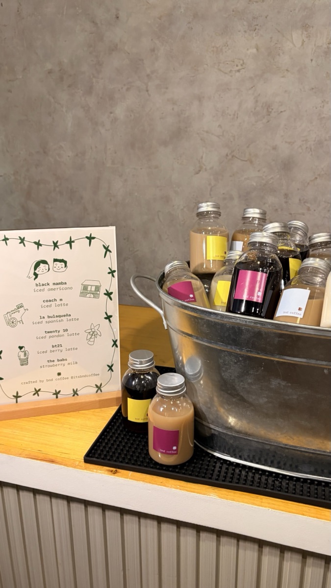 menu card and ice bucket setup